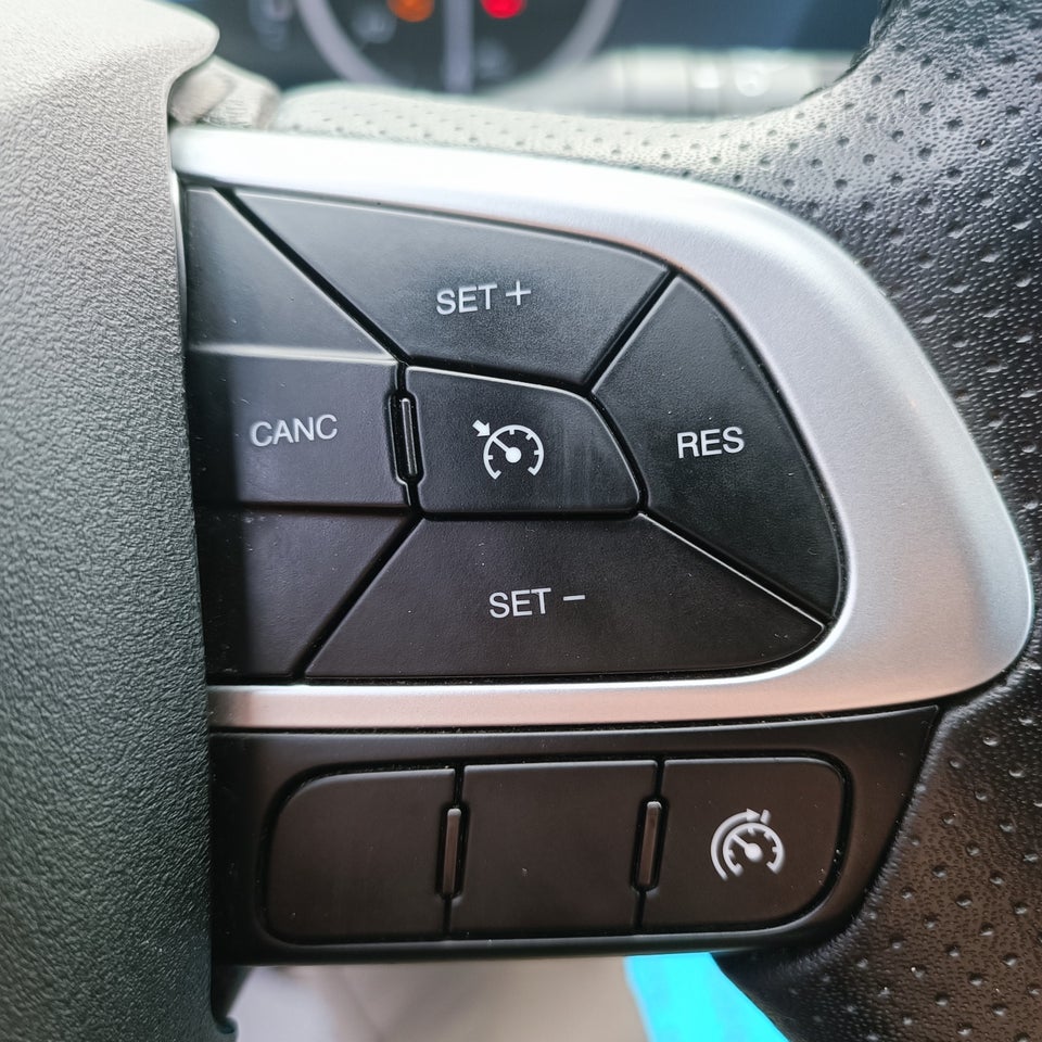 Iveco Daily 2,3 35S16 9m³ Van AG8