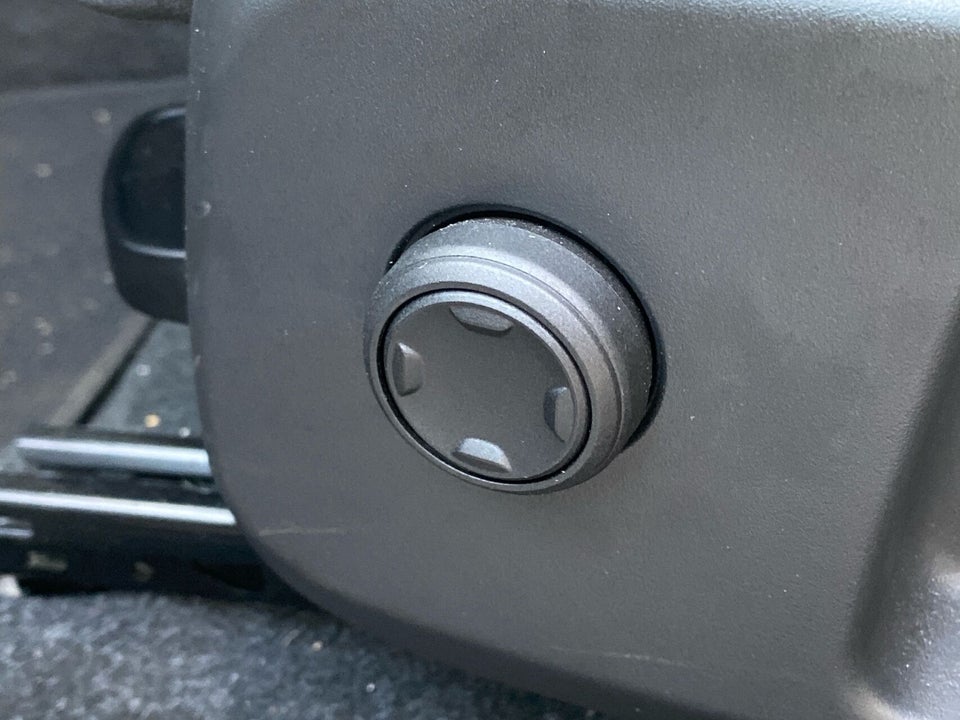 Volvo XC40 ReCharge Extended Range Core 5d