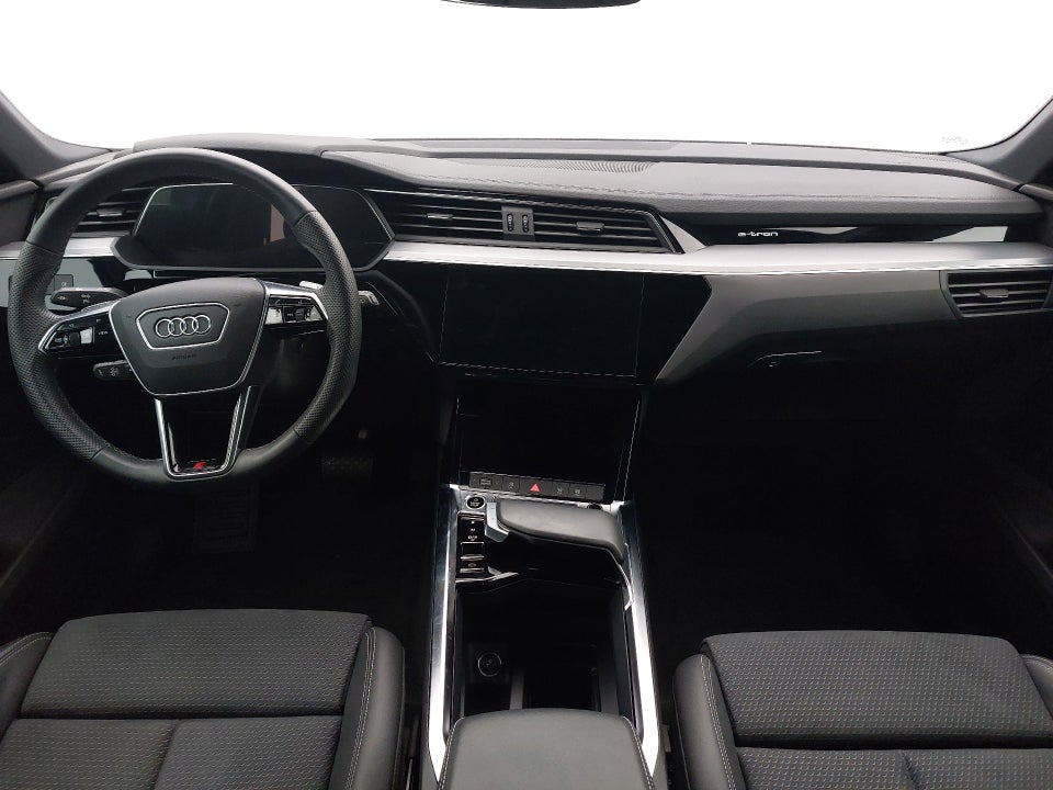 Audi e-tron 55 quattro 5d