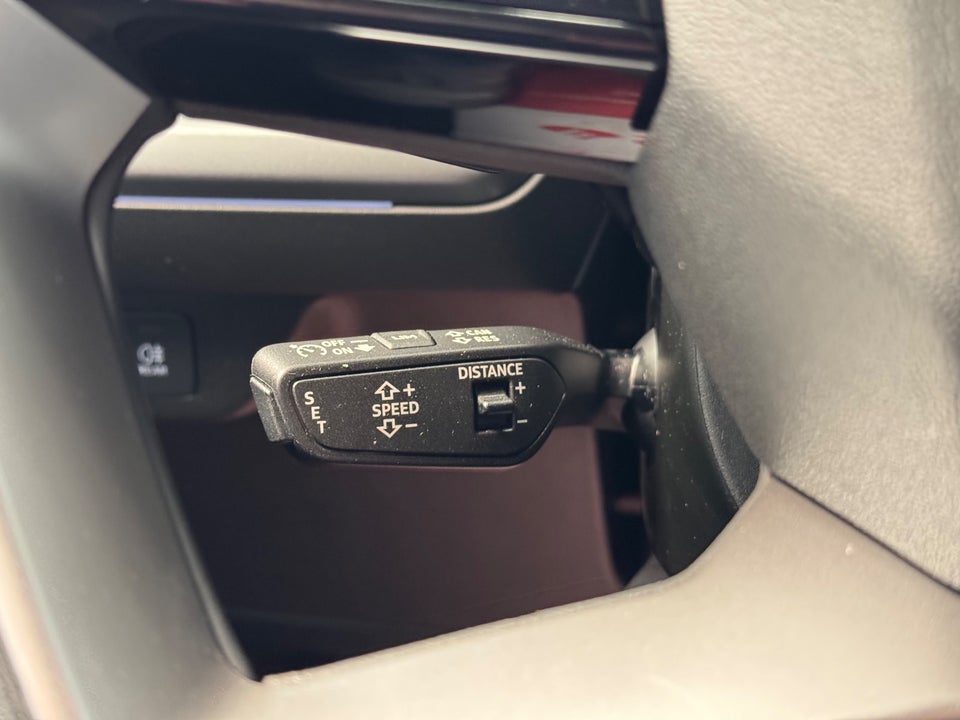 Audi Q4 e-tron 45 S-line 5d