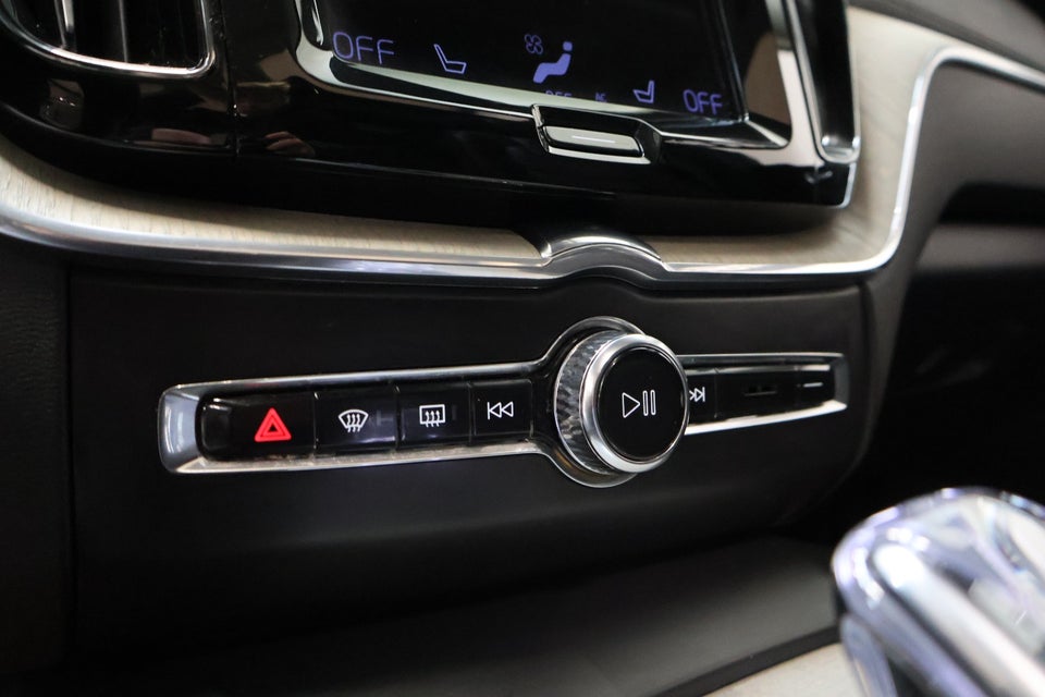 Volvo XC60 2,0 T6 ReCharge Inscription aut. AWD 5d