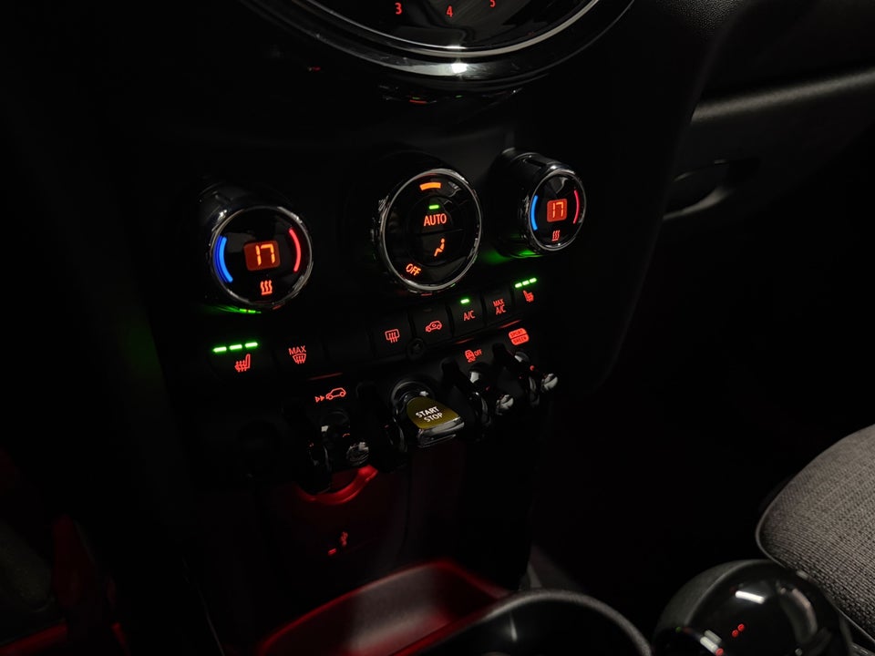 MINI Cooper SE Classic Trim 3d
