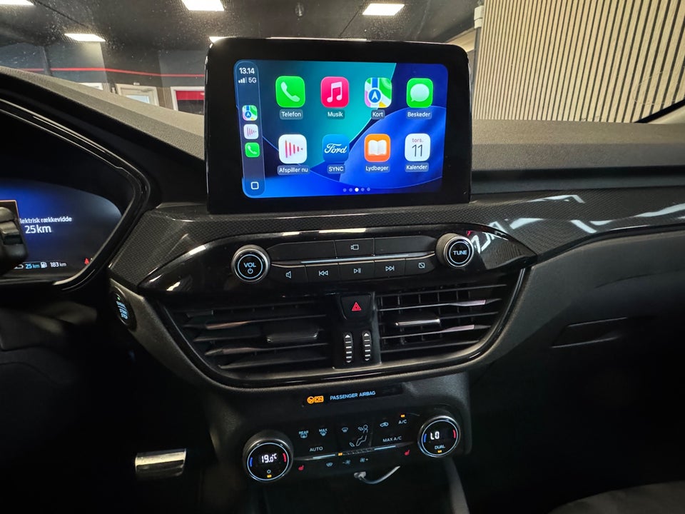 Ford Kuga 2,5 PHEV ST-Line X CVT 5d