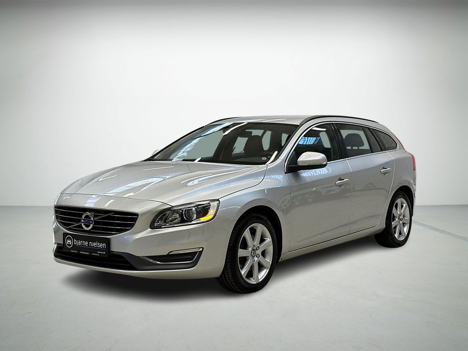 Volvo V60 1,6 T3 150 Momentum 5d