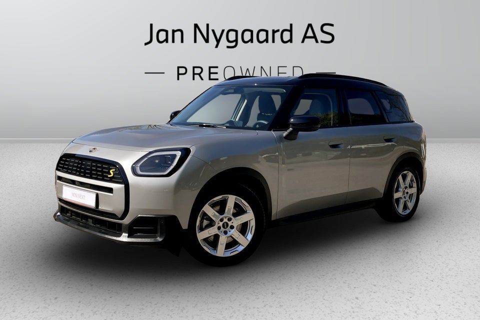 MINI Countryman SE Classic Trim M ALL4 5d