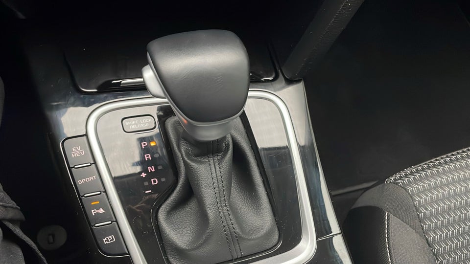 Kia XCeed 1,6 PHEV Prestige DCT 5d