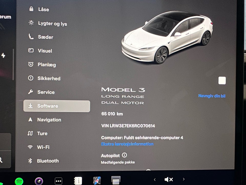 Tesla Model 3 Long Range AWD 4d