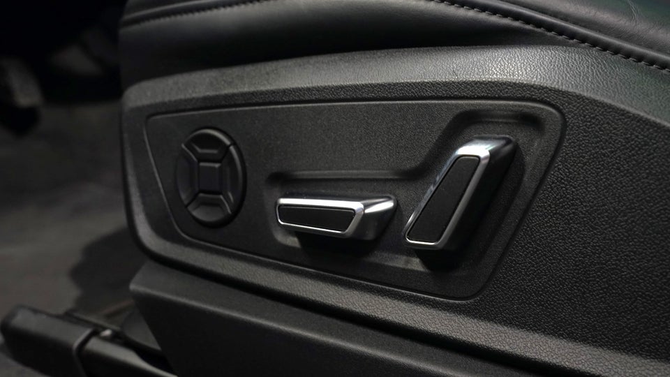 Audi e-tron 55 S-line quattro 5d