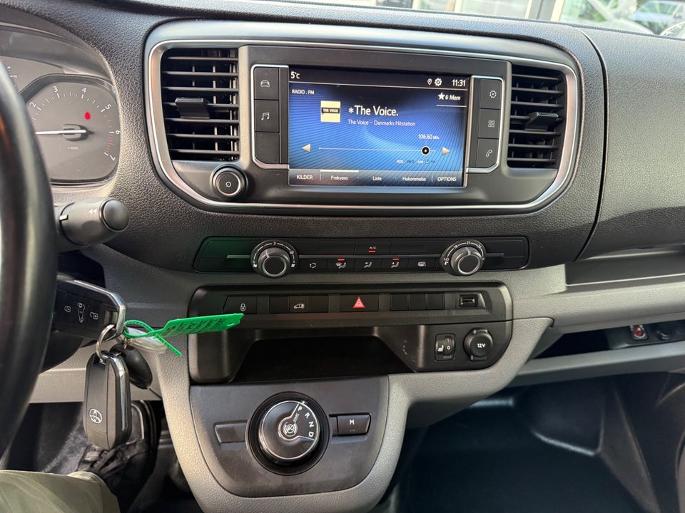 Toyota ProAce 2,0 D 144 Long Comfort Master aut. 4d