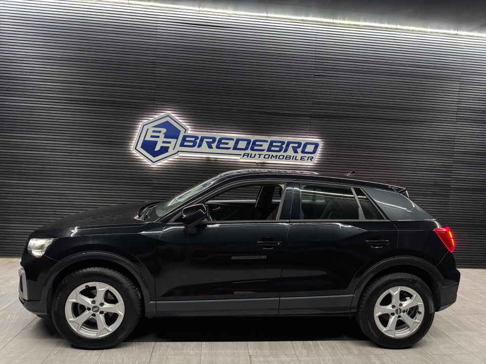 Audi Q2 35 TFSi Prestige S-tr. 5d
