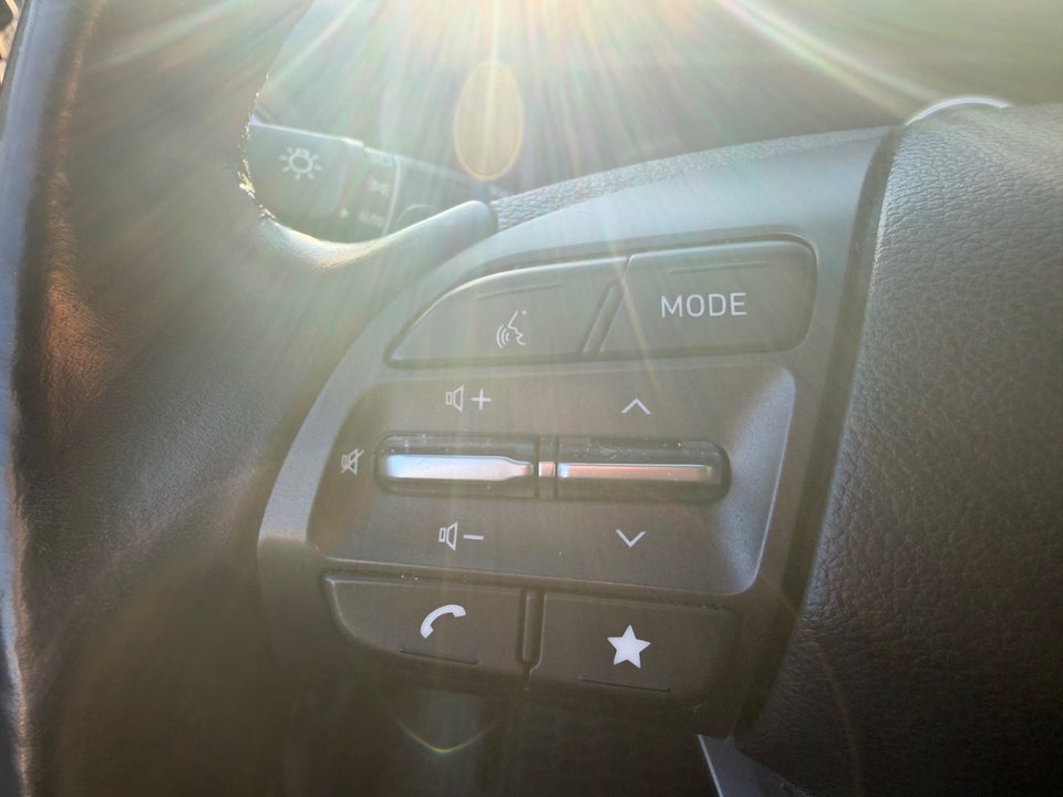 Hyundai Kona 64 EV Advanced 5d