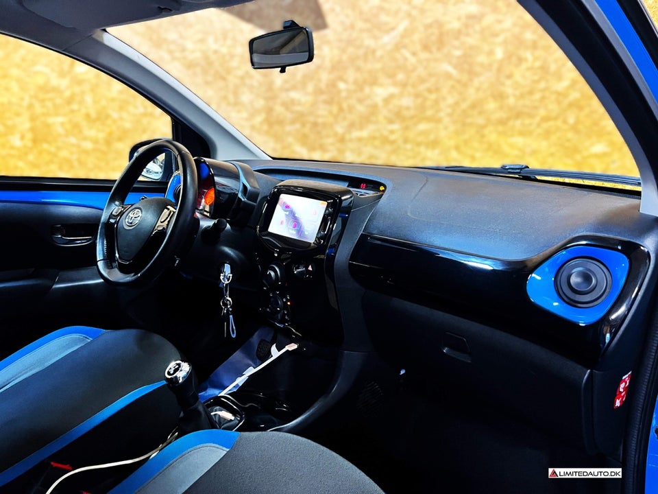 Toyota Aygo 1,0 VVT-i x-cite 5d