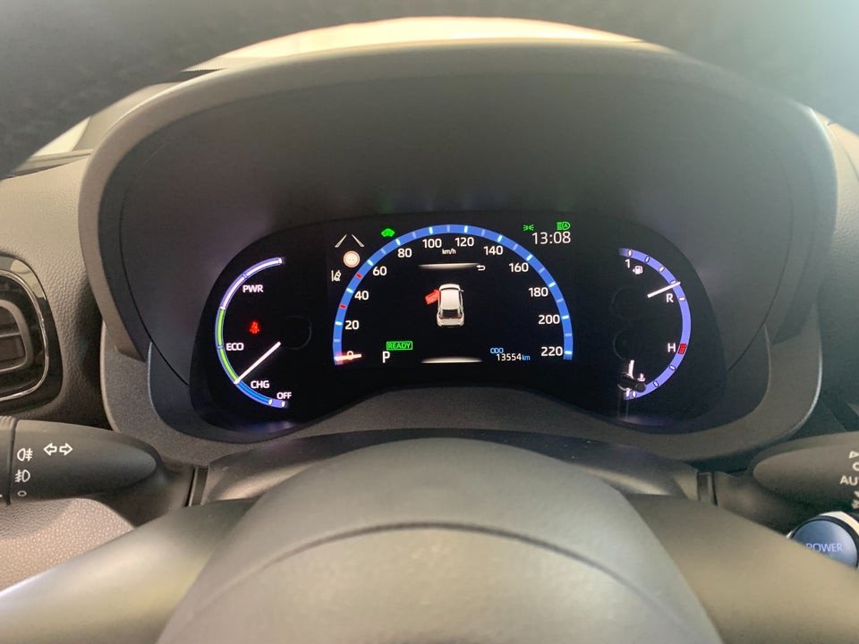 Toyota Yaris Cross 1,5 Hybrid Active Tech e-CVT 5d