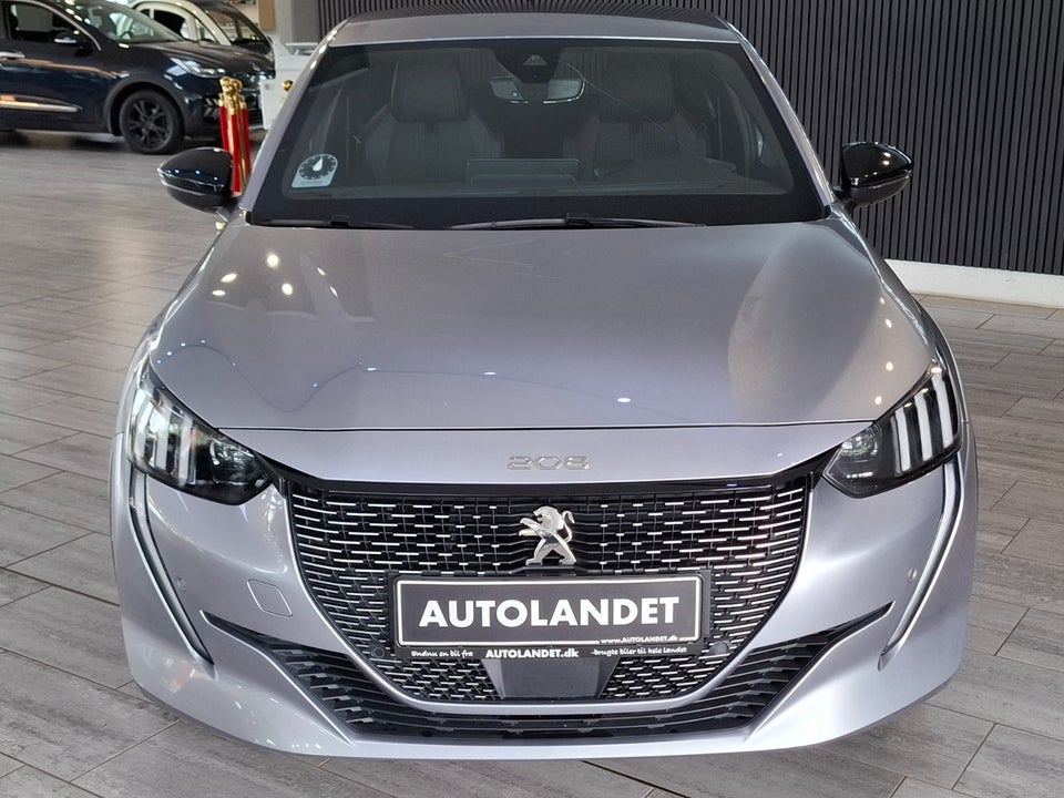 Peugeot e-208 50 GT 5d