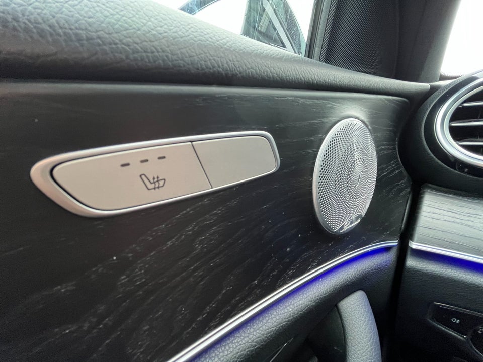 Mercedes E300 de 2,0 AMG Line aut. 4d