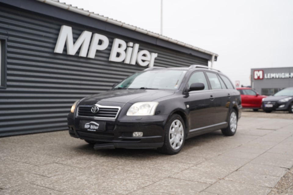 Toyota Avensis 1,8 VVT-i Terra stc. 5d