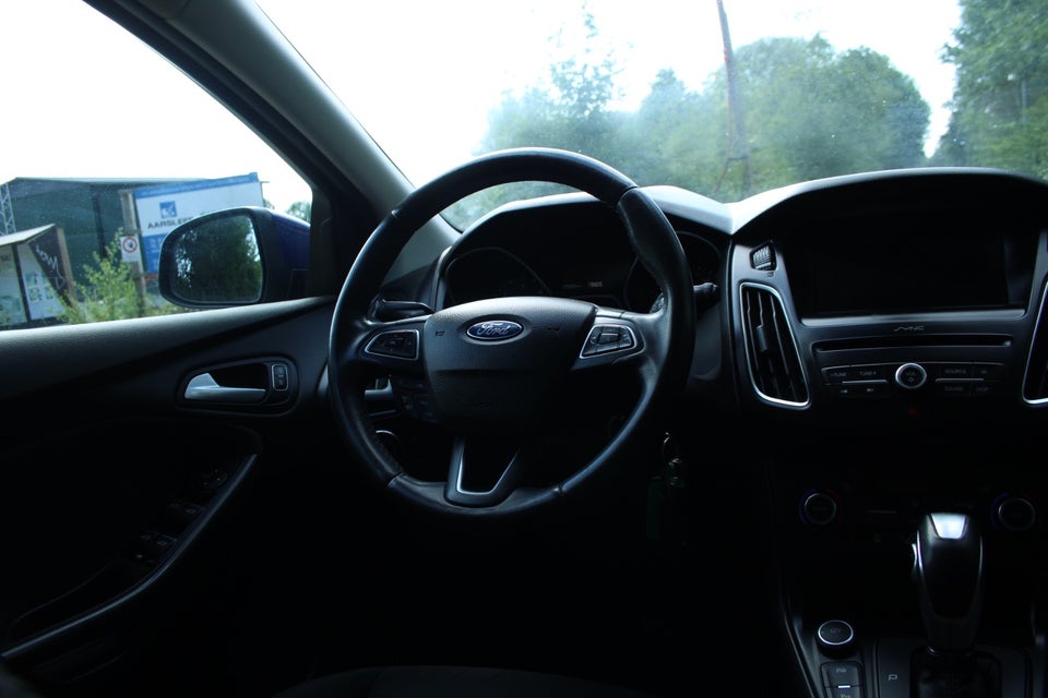 Ford Focus 1,5 TDCi 120 Business stc. aut. 5d