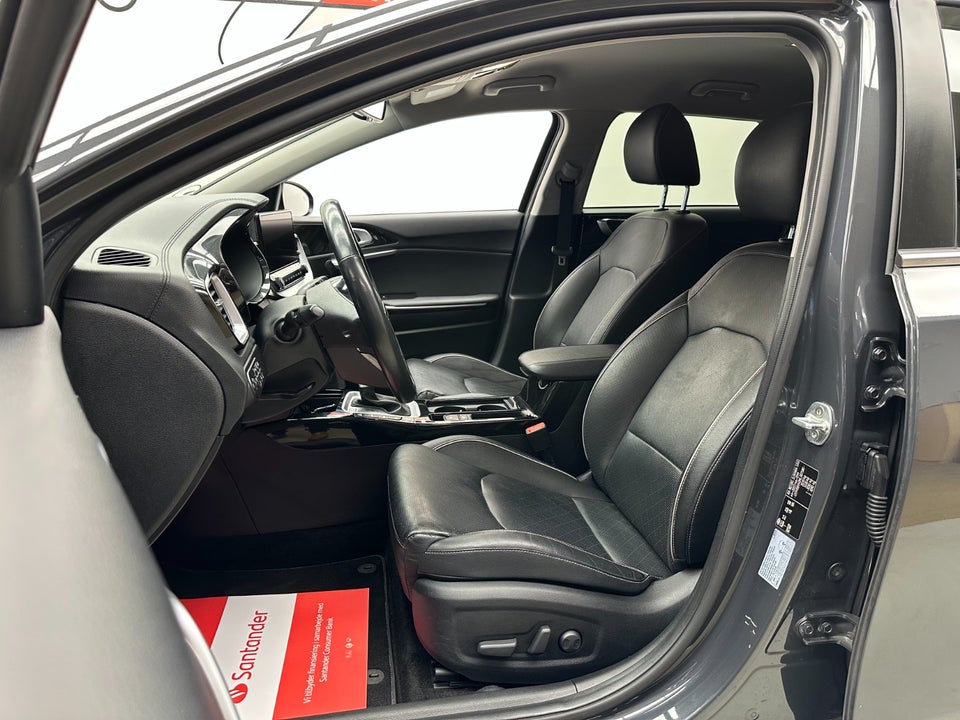 Kia Ceed 1,6 PHEV Upgrade SW DCT 5d