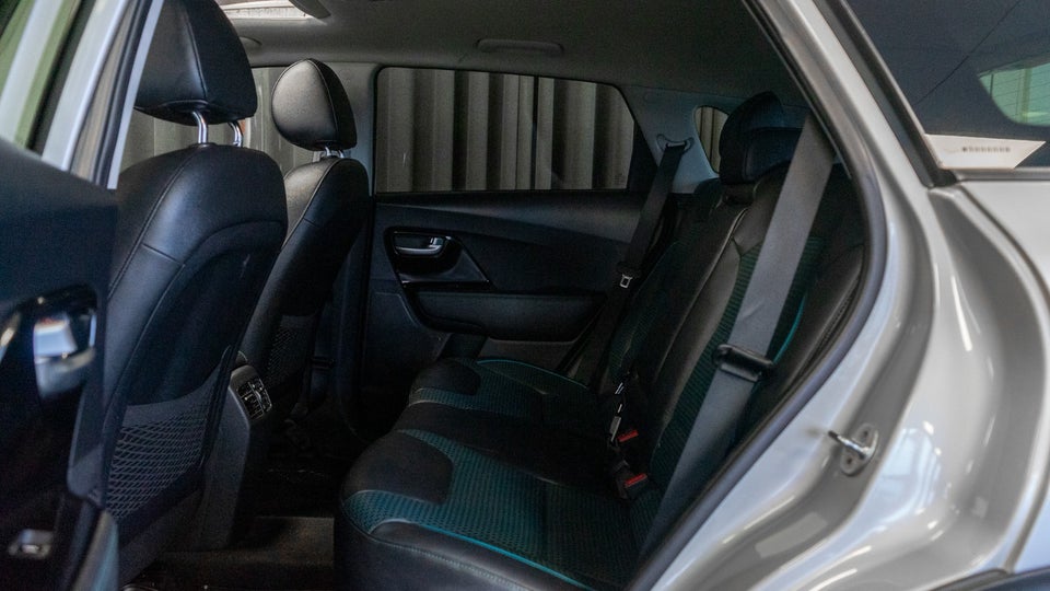 Kia e-Niro 64 Advance 5d