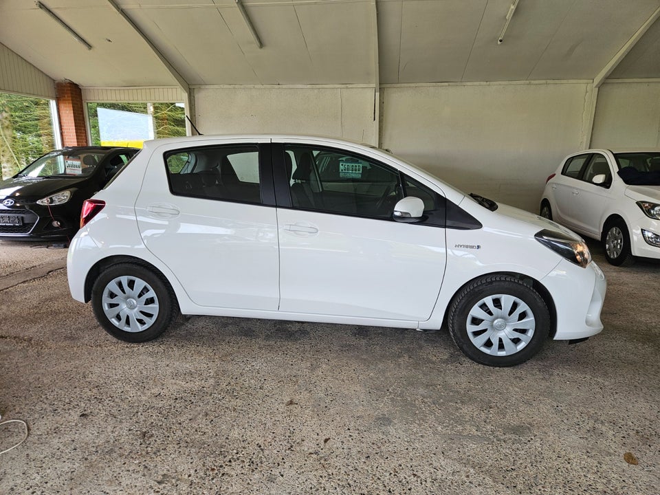 Toyota Yaris 1,5 Hybrid H2 Premium Luksus e-CVT 5d