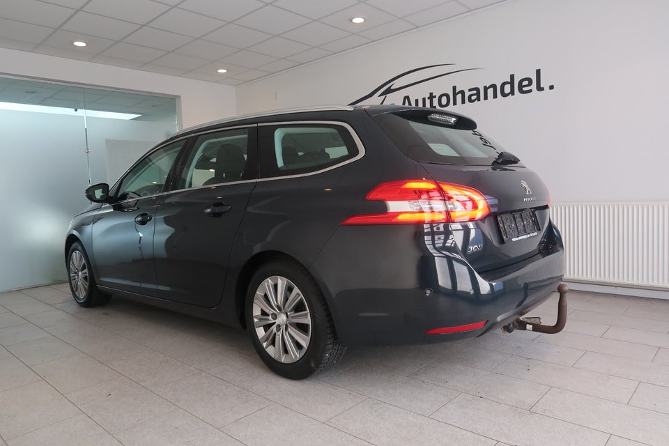 Peugeot 308 1,5 BlueHDi 130 Active SW 5d