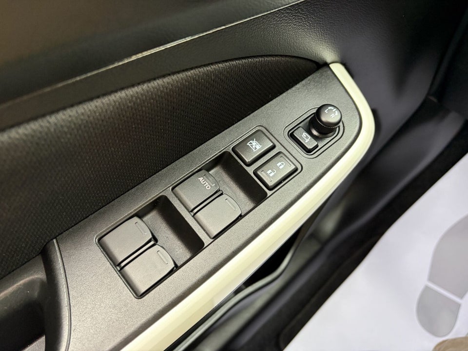 Suzuki Swift 1,2 Dualjet SHVS Exclusive 5d