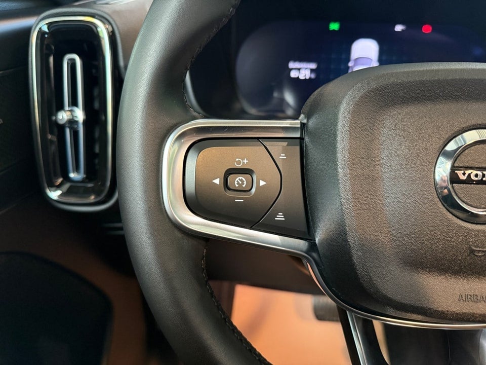 Volvo XC40 P6 ReCharge Ultimate 5d