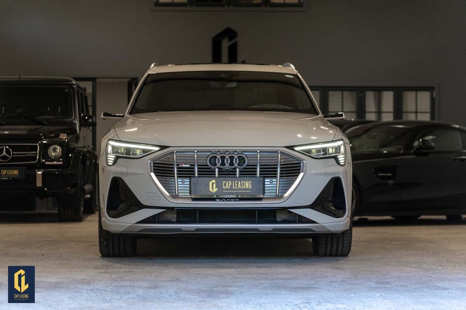 Audi e-tron 55 S-line quattro 5d