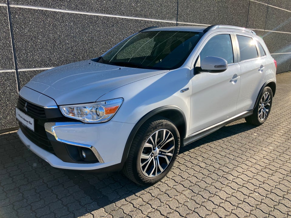 Mitsubishi ASX 1,6 Invite 5d
