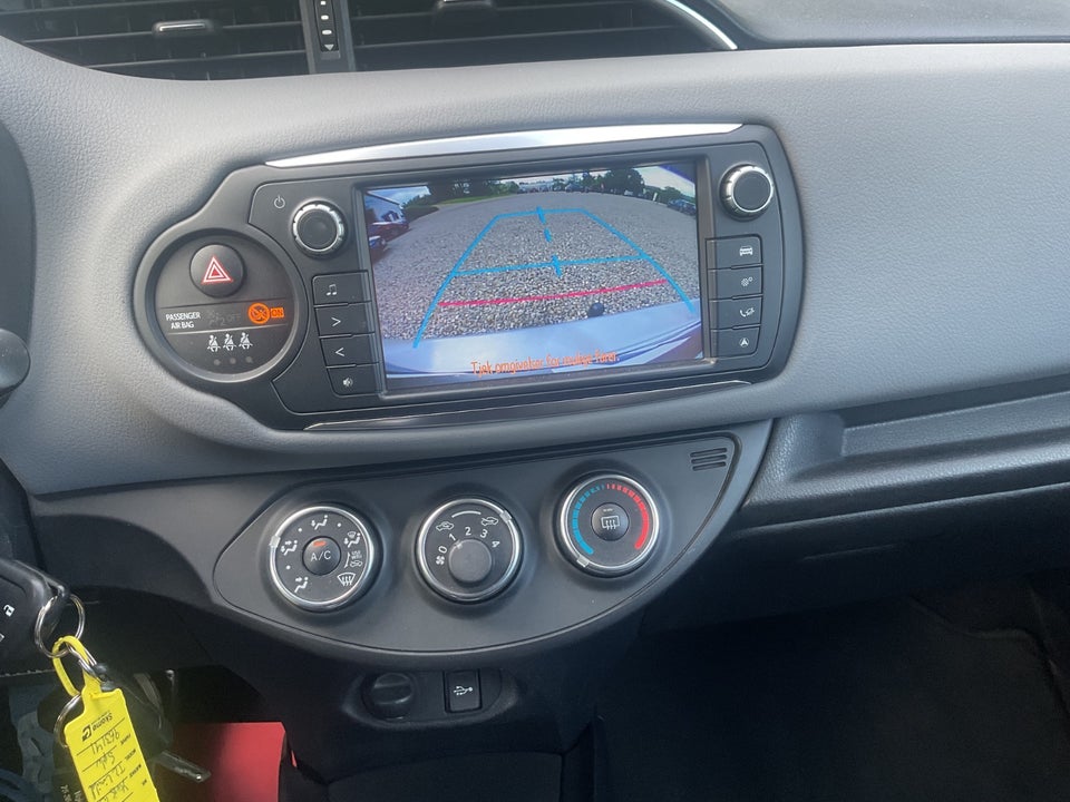 Toyota Yaris 1,3 VVT-i T2 Limited 5d