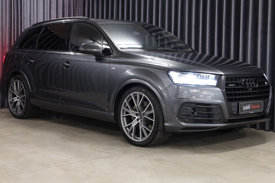 Audi Q7 3,0 TDi 272 S-line quattro Tiptr. 7prs 5d