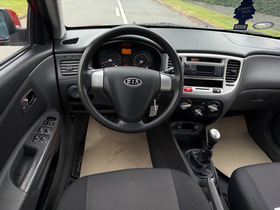 Kia Rio 1,4 Active 5d