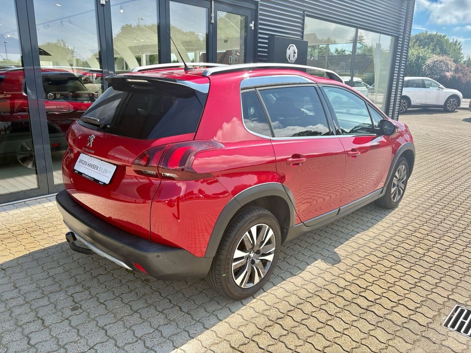 Peugeot 2008 1,2 PureTech 130 Prestige 5d