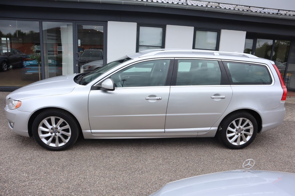 Volvo V70 2,0 D4 181 Momentum aut. 5d