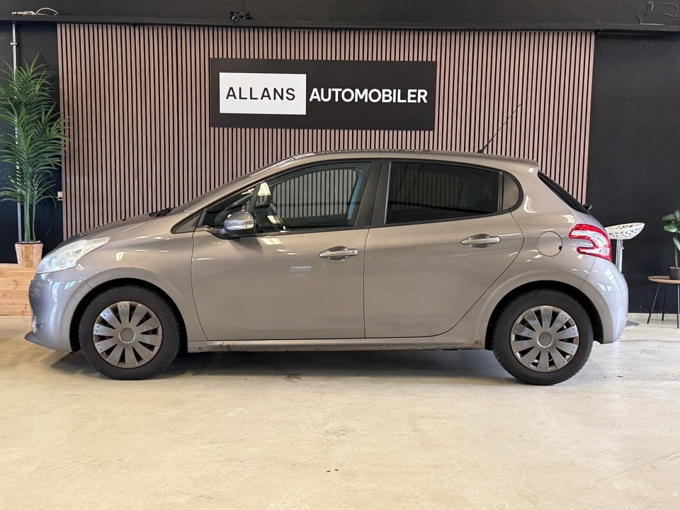 Peugeot 208 1,2 VTi Active 5d