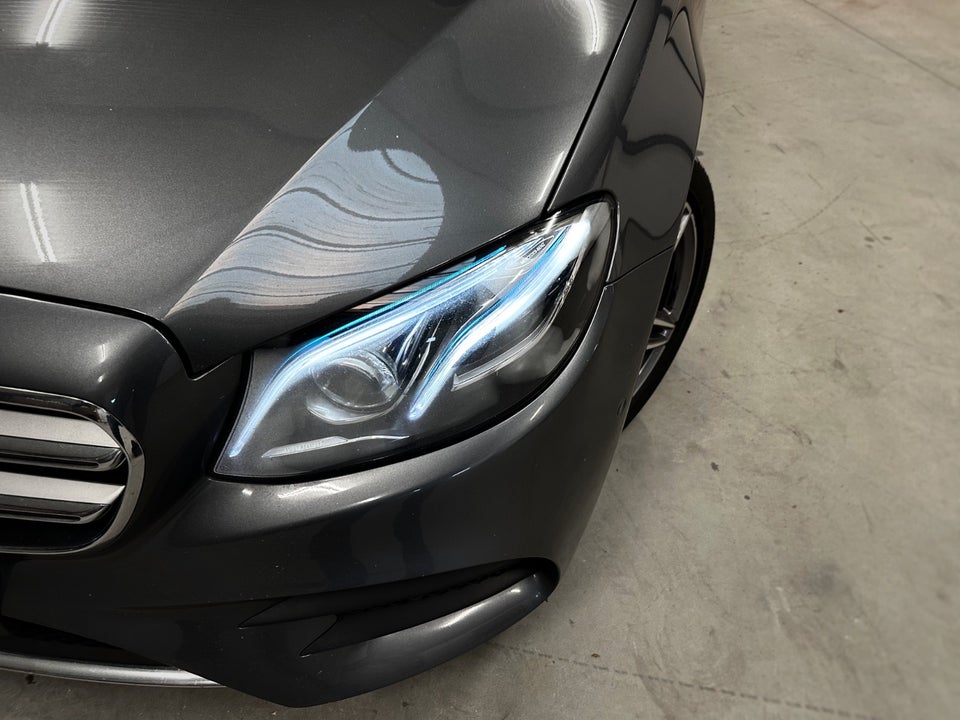 Mercedes E220 d 2,0 AMG Line stc. aut. 5d
