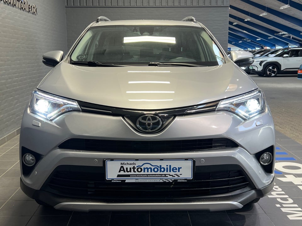 Toyota RAV4 2,0 D-4D T3 5d