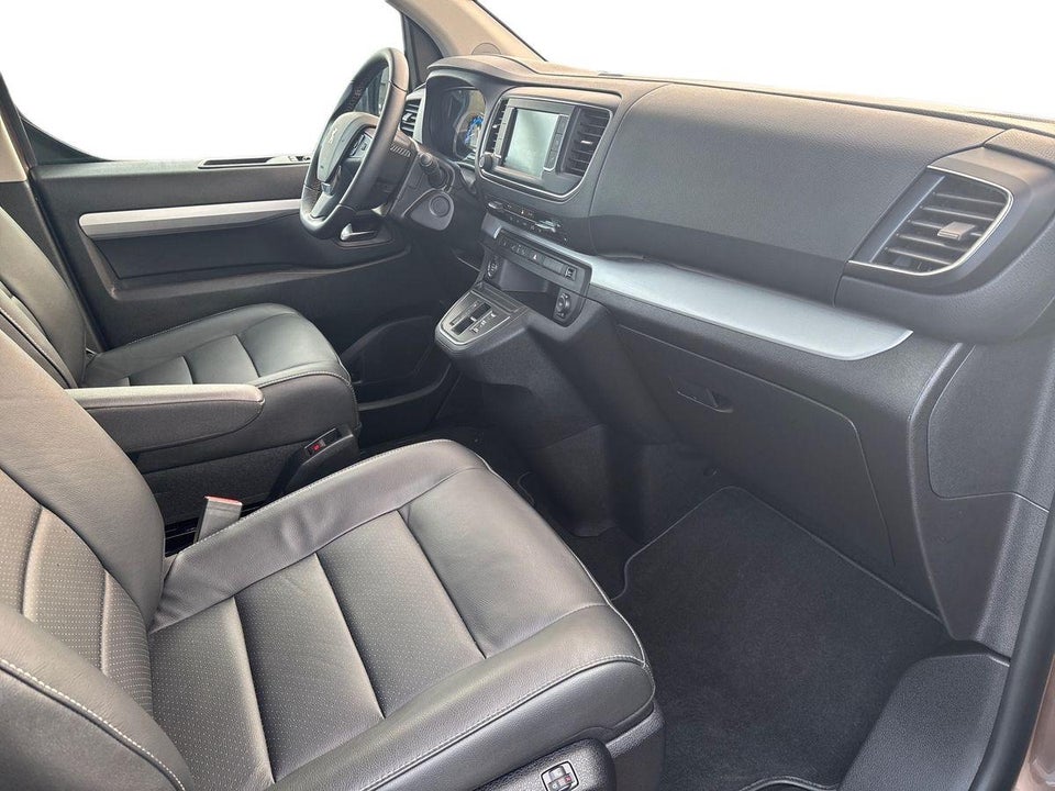 Peugeot e-Traveller 75 L2 Allure