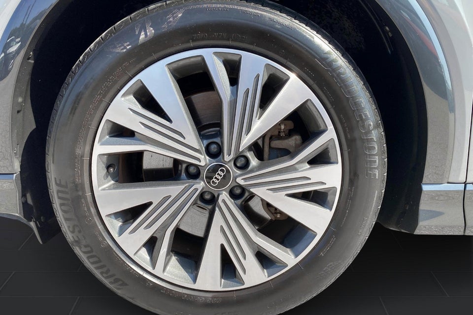 Audi Q4 e-tron 40 Attitude 5d