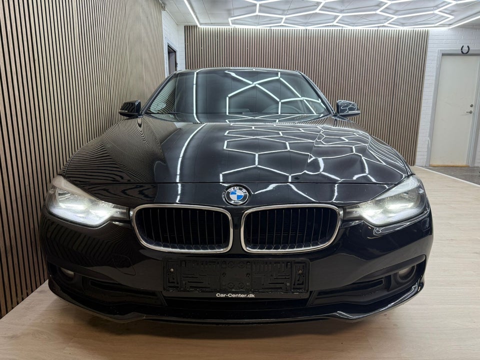 BMW 320d 2,0 Touring Advantage aut. 5d