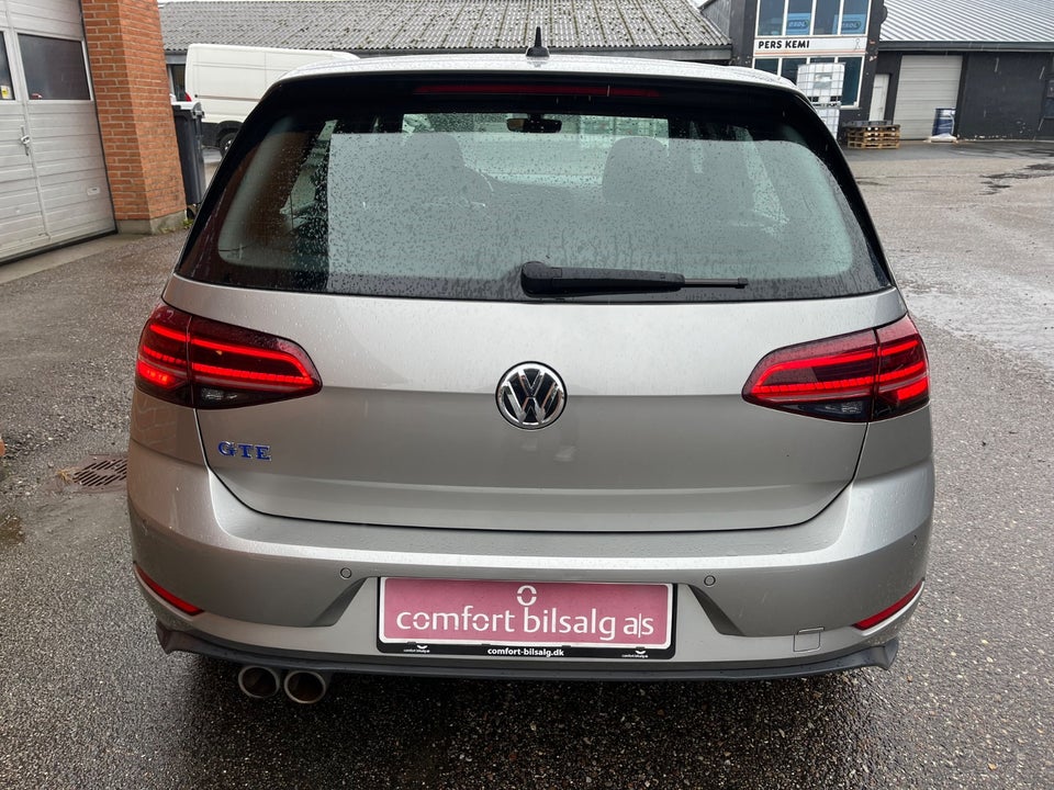 VW Golf VII 1,4 GTE DSG 5d