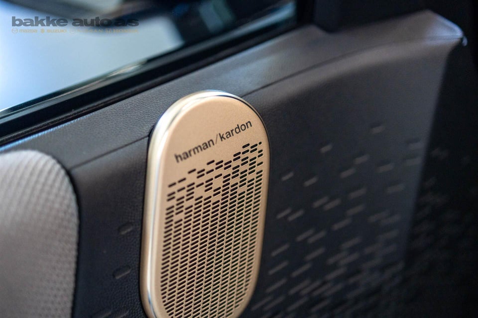 MINI Cooper SE Favoured Trim XL 3d