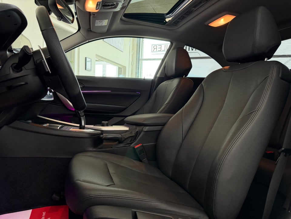 BMW 220i 2,0 Coupé aut. 2d