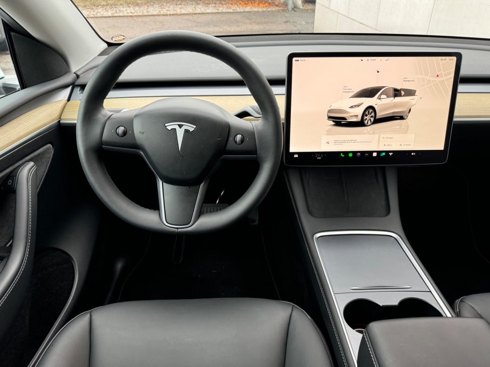 Tesla Model Y RWD 5d