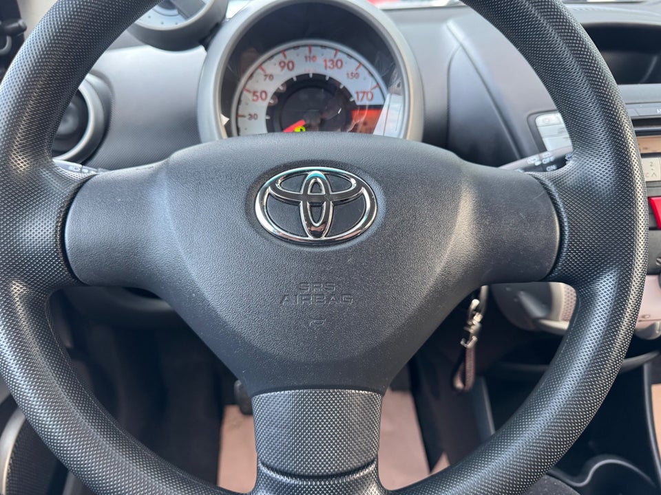 Toyota Aygo 1,0 VVT-i T1 5d