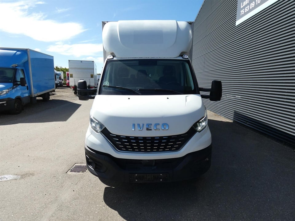 Iveco Daily 2,3 35S16 Alukasse m/lift AG8 2d