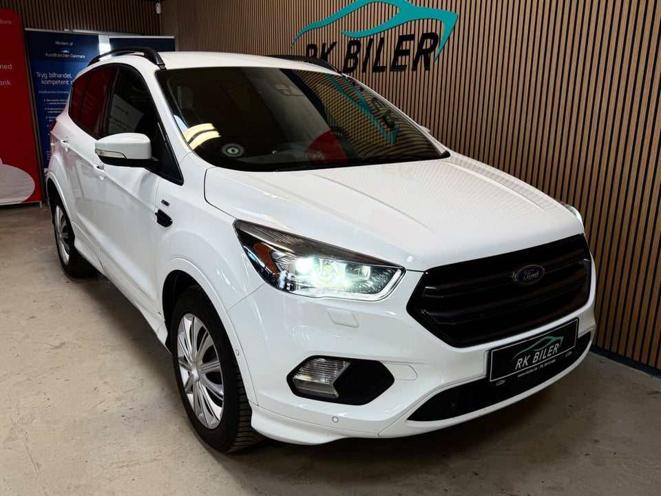 Ford Kuga 1,5 TDCi 120 ST-Line aut. 5d