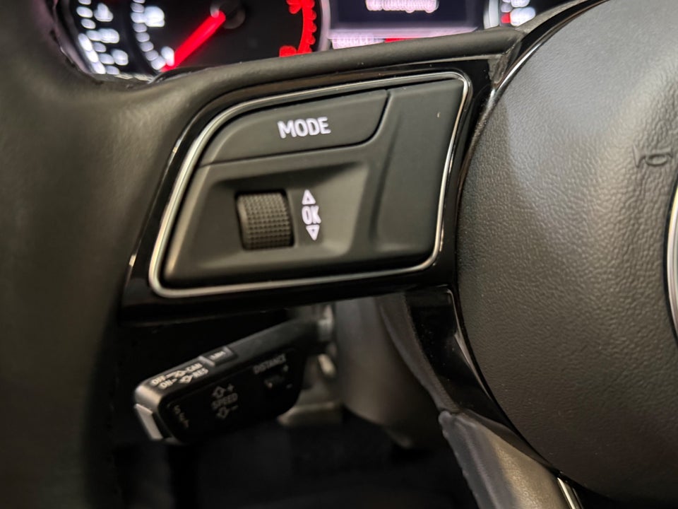 Audi A4 40 TFSi Prestige Tour Avant S-tr. 5d