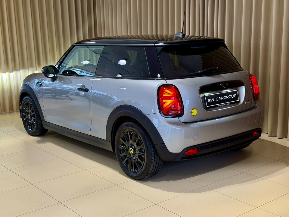 MINI Cooper SE Camden Edition 3d