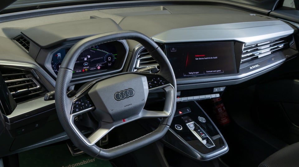 Audi Q4 e-tron 45 S-line 5d